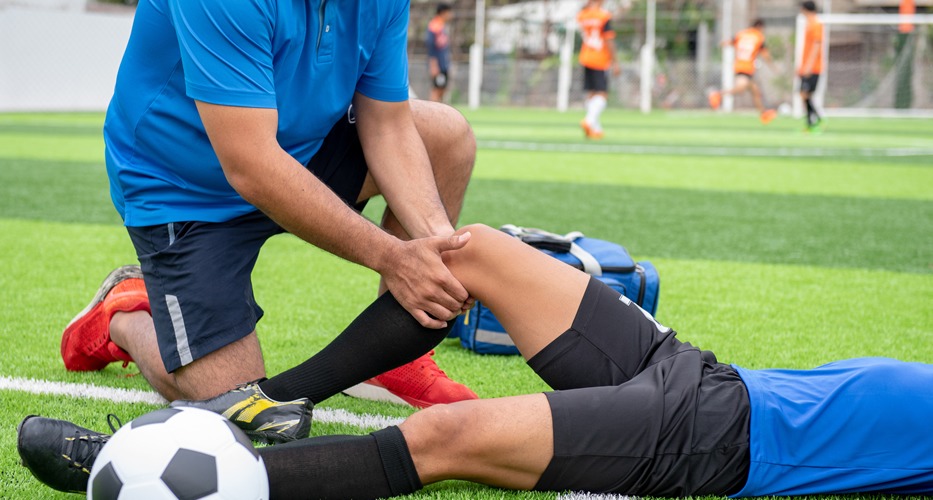 Managing-Sports-Injuries-with-Low-Level-Laser-Therapy-Magne-tec